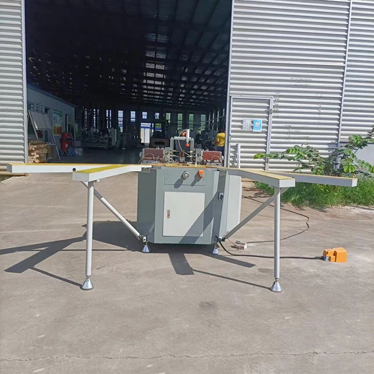 Aluminium Window Crimping Machine4